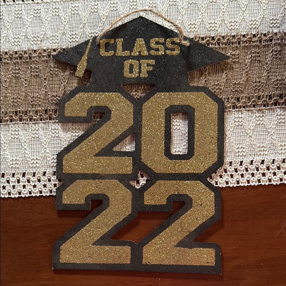 COPY - Class of 2022 Glitter Sign in Black and Gold